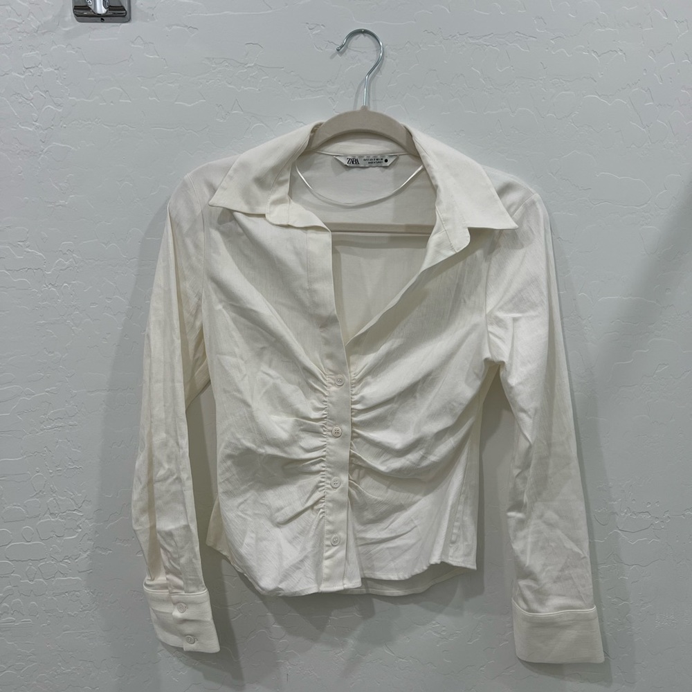 NWOT Zara white shirt with ruching